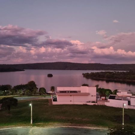 Enseada Nautico Apart Flat I Vista Para O Lago Corumba Caldas Novas Exterior photo