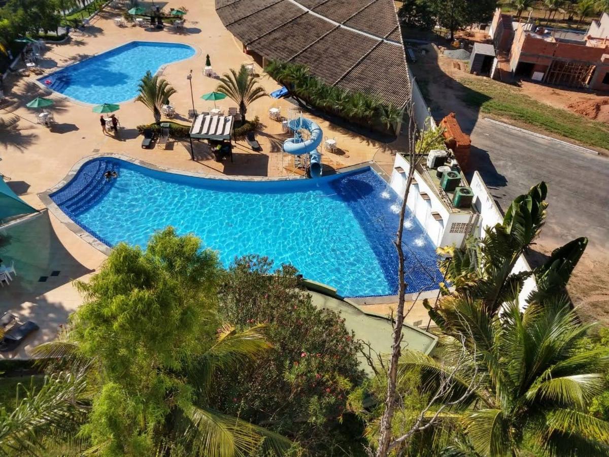 Enseada Nautico Apart Flat I Vista Para O Lago Corumba Caldas Novas Exterior photo